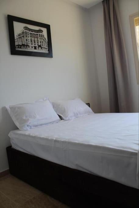 Appt 22 Bloc G- Hicherraton Plage Residence Bella Vista, Bouznika Bay สคิราท ภายนอก รูปภาพ