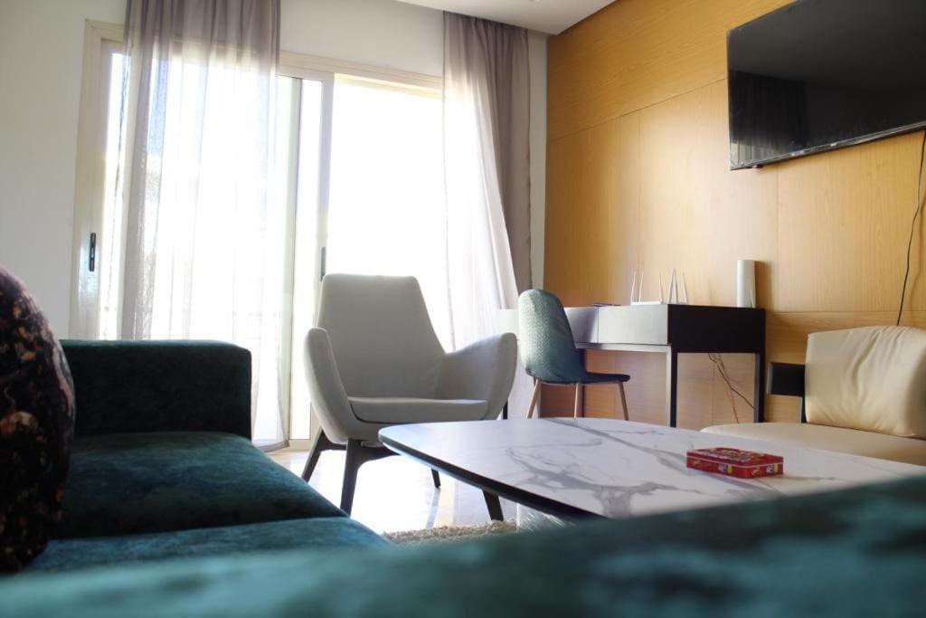Appt 22 Bloc G- Hicherraton Plage Residence Bella Vista, Bouznika Bay สคิราท ภายนอก รูปภาพ