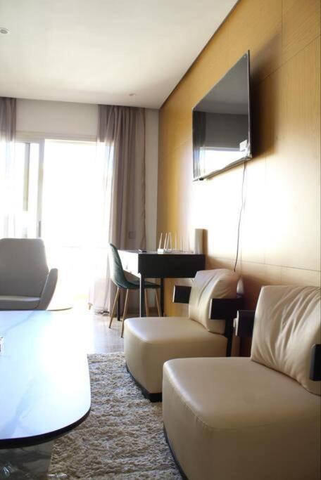 Appt 22 Bloc G- Hicherraton Plage Residence Bella Vista, Bouznika Bay สคิราท ภายนอก รูปภาพ