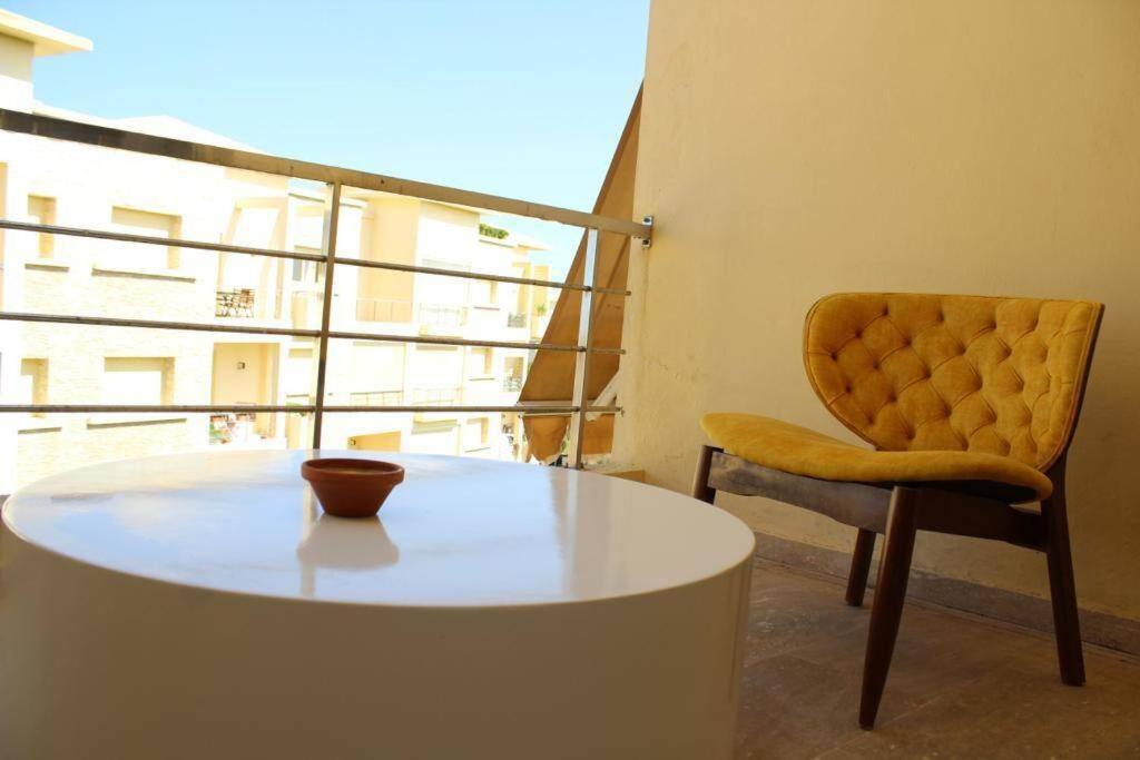 Appt 22 Bloc G- Hicherraton Plage Residence Bella Vista, Bouznika Bay สคิราท ภายนอก รูปภาพ