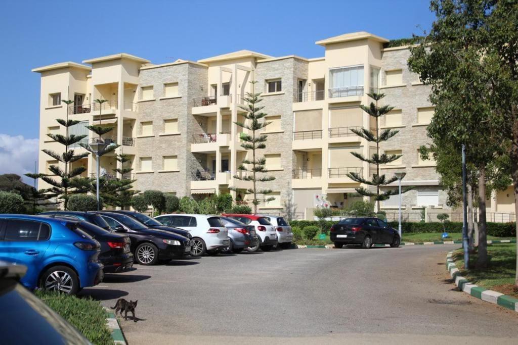 Appt 22 Bloc G- Hicherraton Plage Residence Bella Vista, Bouznika Bay สคิราท ภายนอก รูปภาพ